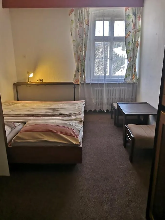 Hostel Pestalozza Špindlerŭv Mlýn 0*,