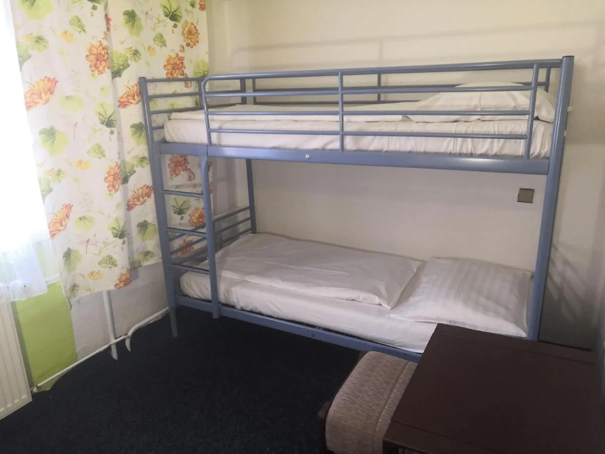 Hostel Pestalozza Špindlerŭv Mlýn 0*,