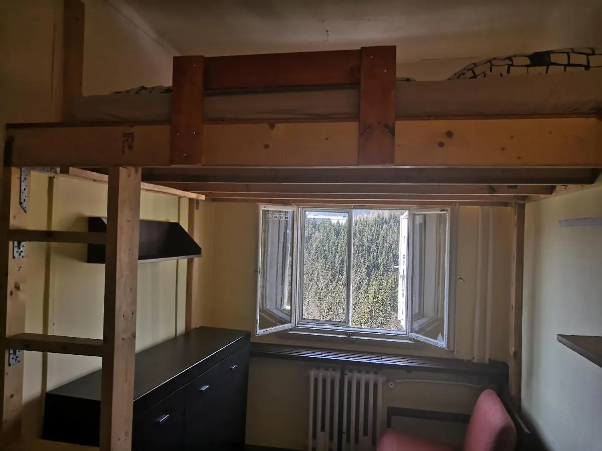 Rum i privatbostad Hostel Pestalozza Špindlerŭv Mlýn